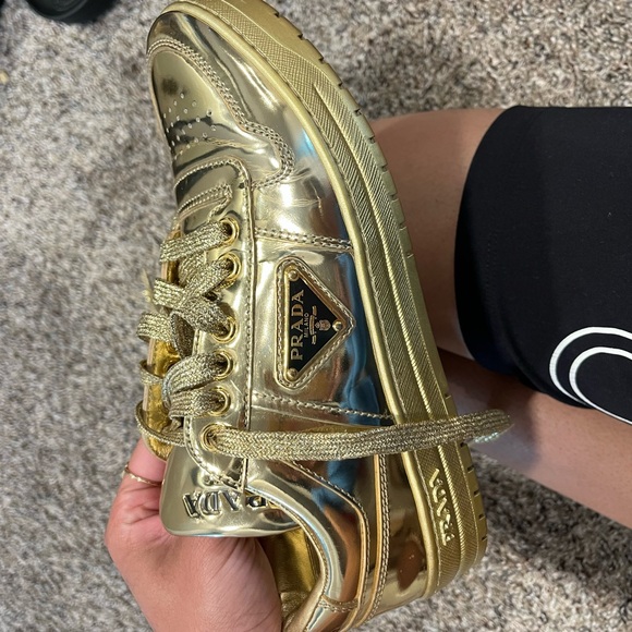Prada sneakers size 6.5 - Picture 2 of 10